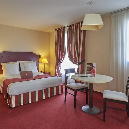 Hotel Cerise Chatou Exterior photo