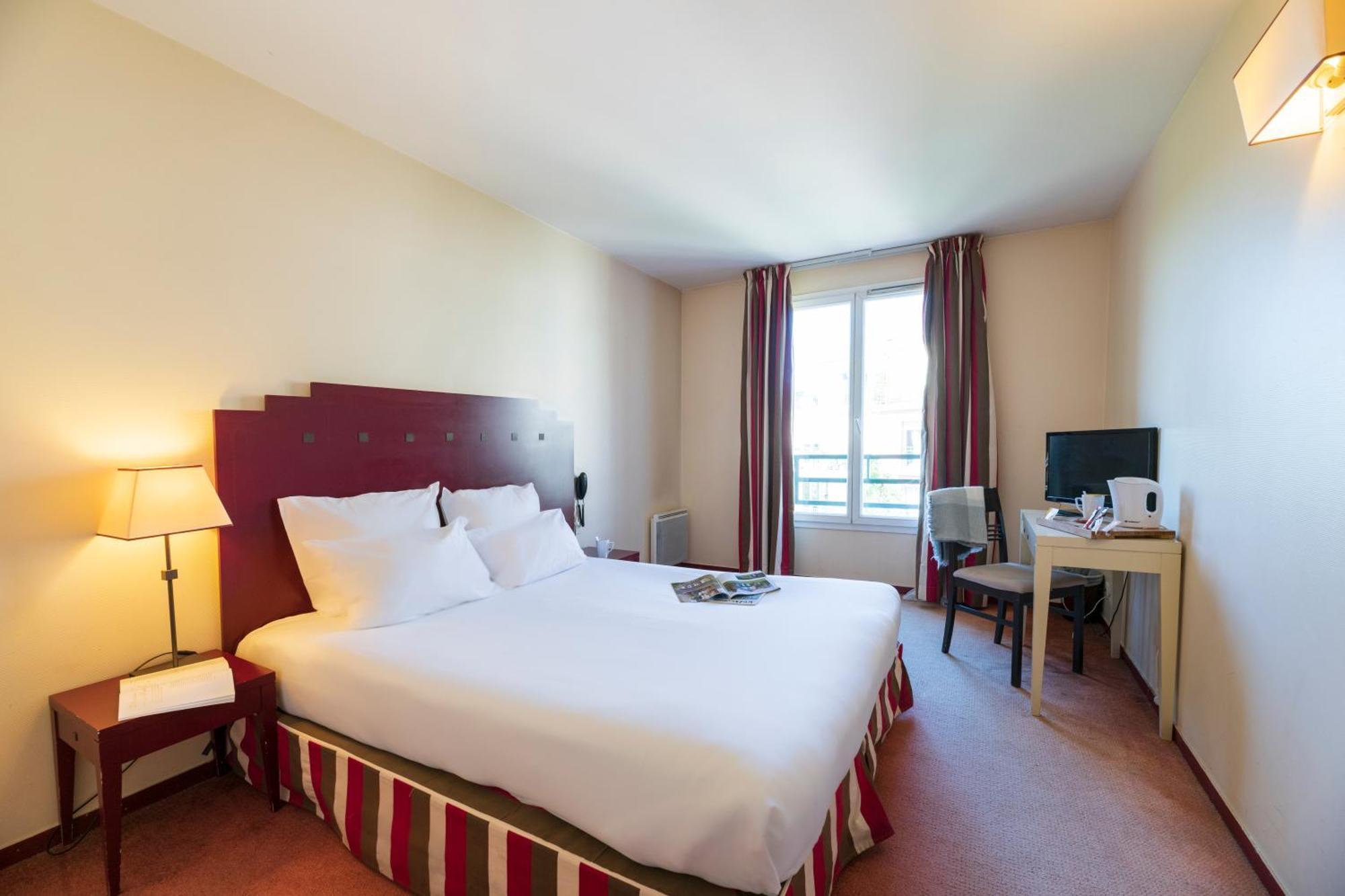 Hotel Cerise Chatou Exterior photo