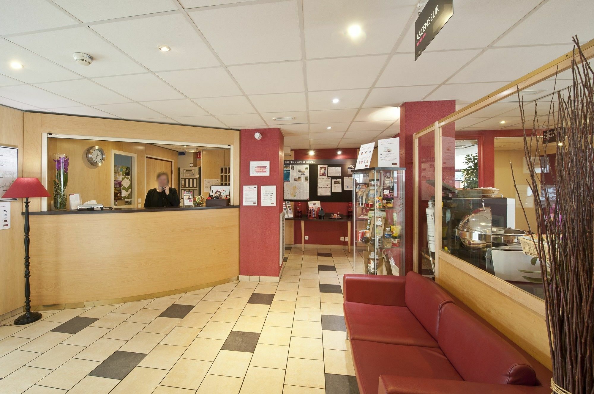 Hotel Cerise Chatou Exterior photo